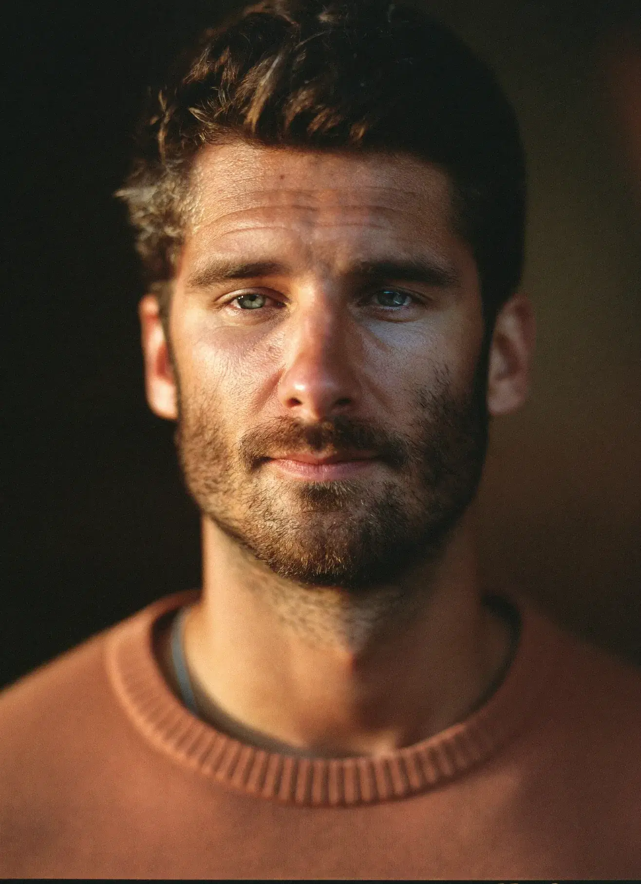 Portrait of a man in warm side light