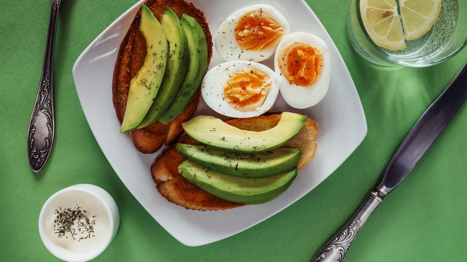 Why You Feel Bloated on a Keto Diet (and What Helps) article illustration